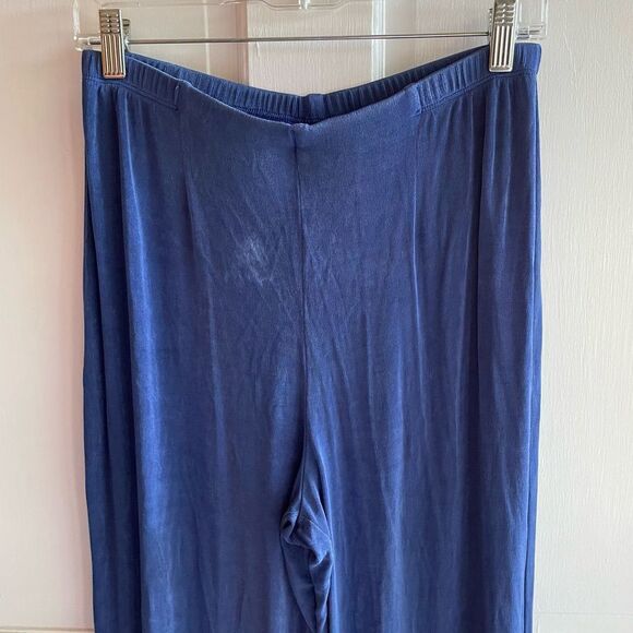 CHICO’S TRAVELERS | dark sky blue non wrinkle straight leg pants 2 - Picture 2 of 5